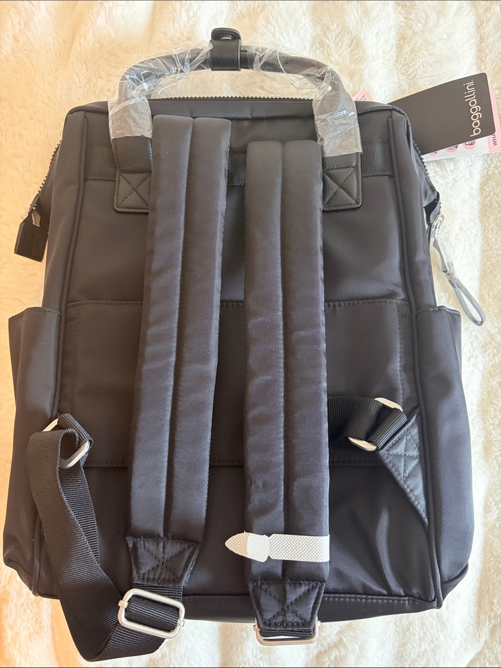 Baggallini Soho Backpack - Black - Picture 8 of 10